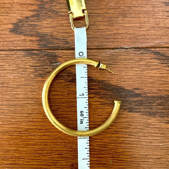 Shelia Fajl hoop earrings - Picture 4 of 4